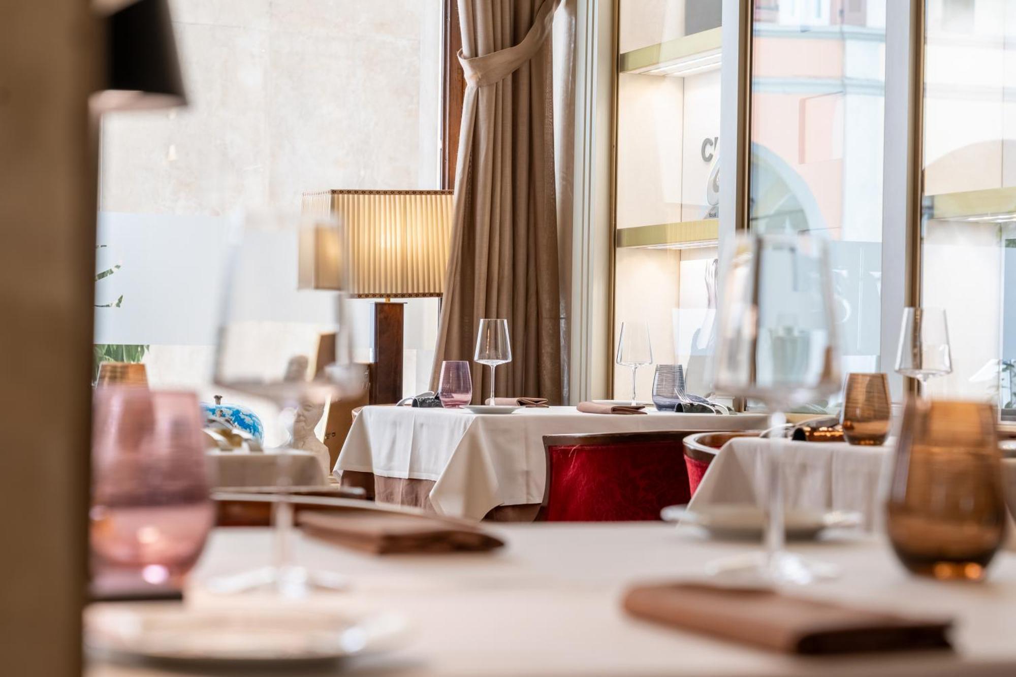 Hotel Vittoria Brescia megye Kültér fotó
